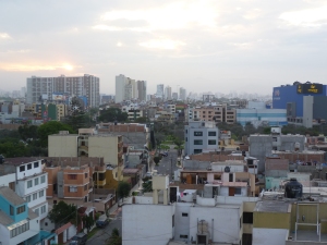 Der erste Morgen in Lima, es erwartet mich eine Stadt voller Gegensätze..